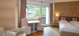 alpinum3-1400x650-c