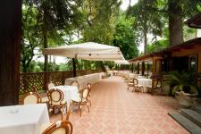 10 ristorante esterno