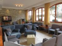 13 lounge