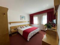 room_full_144093_28_6_ef7e678a36a92249ac6cf09290a831f2