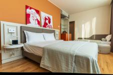 kare-hotel-camer-tripla-6