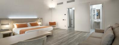 hotel-italia-rid--camere--suite--012_suite3-2000x760