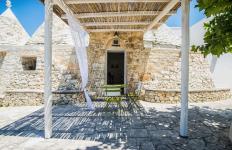 01-vacanze-trulli-ostuni-1024x661-2