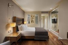 032-superior-room
