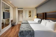 052-family-room