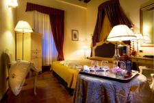 Castello di Leonina Relais ad Asciano