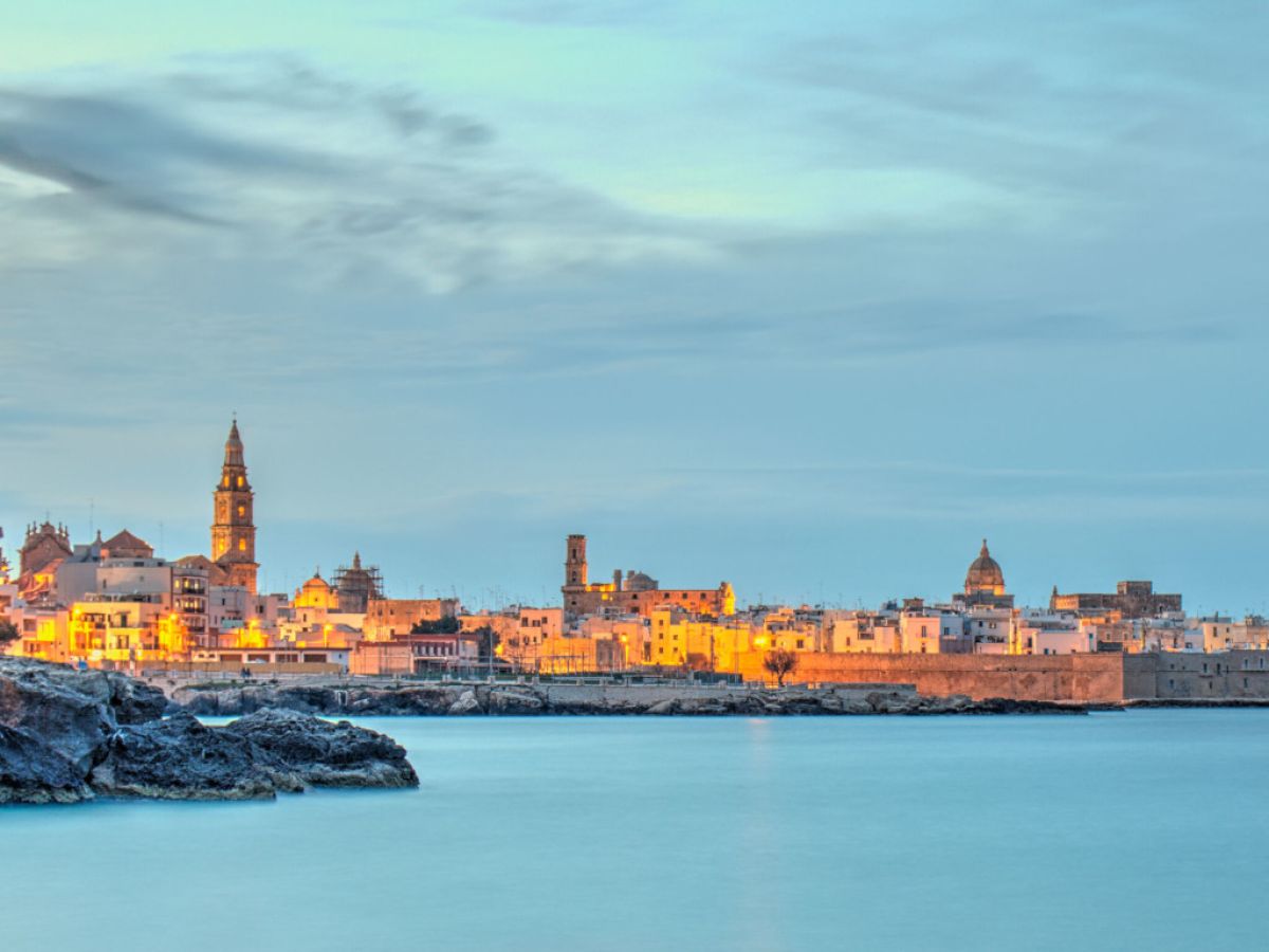 la città vecchia di monopoli