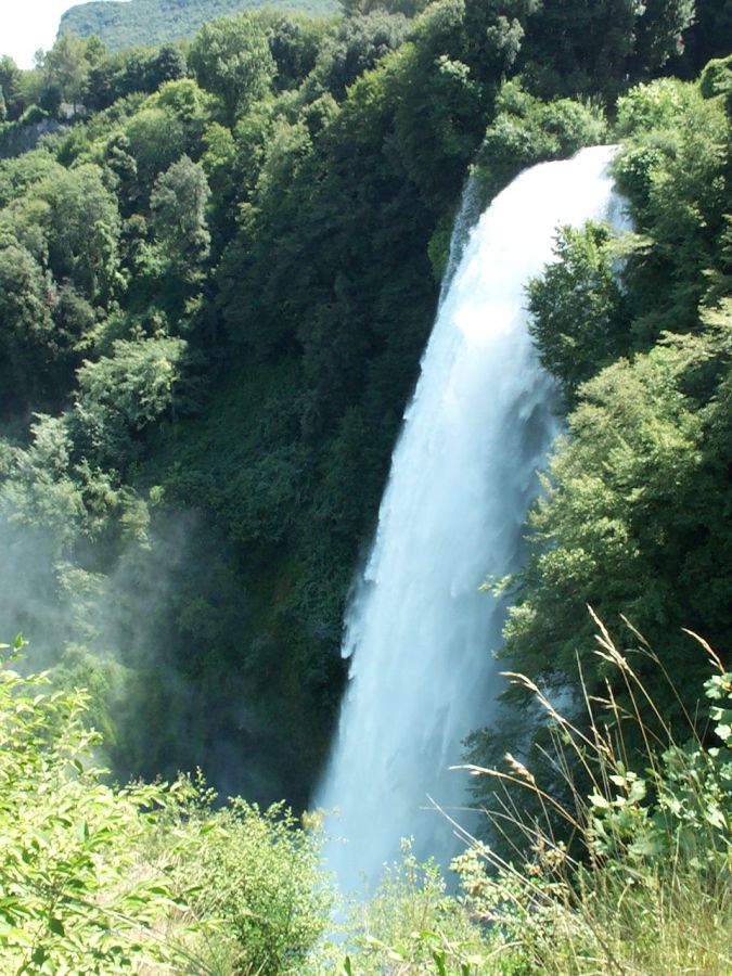 terni_-_la_cascata_delle_marmore_-_panoramio