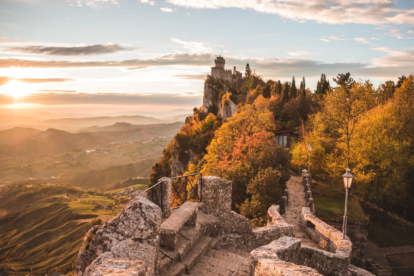 lorenzo-castagnone-s1jvabnkxp0-unsplash san marino