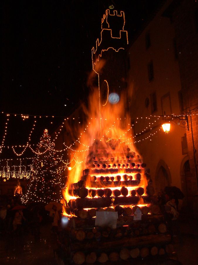 fiaccolata-di-santa-fiora
