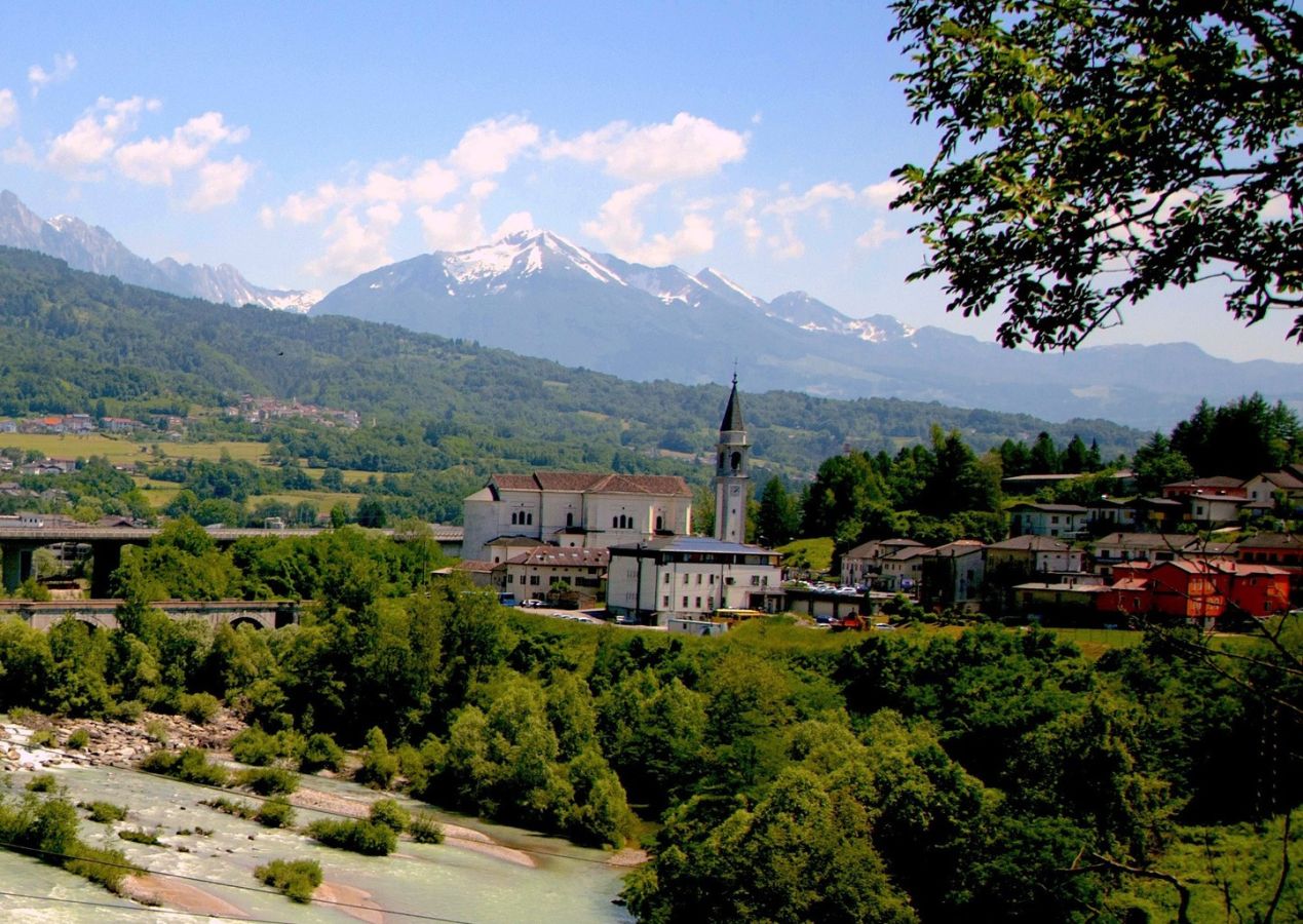 ponte nelle alpi