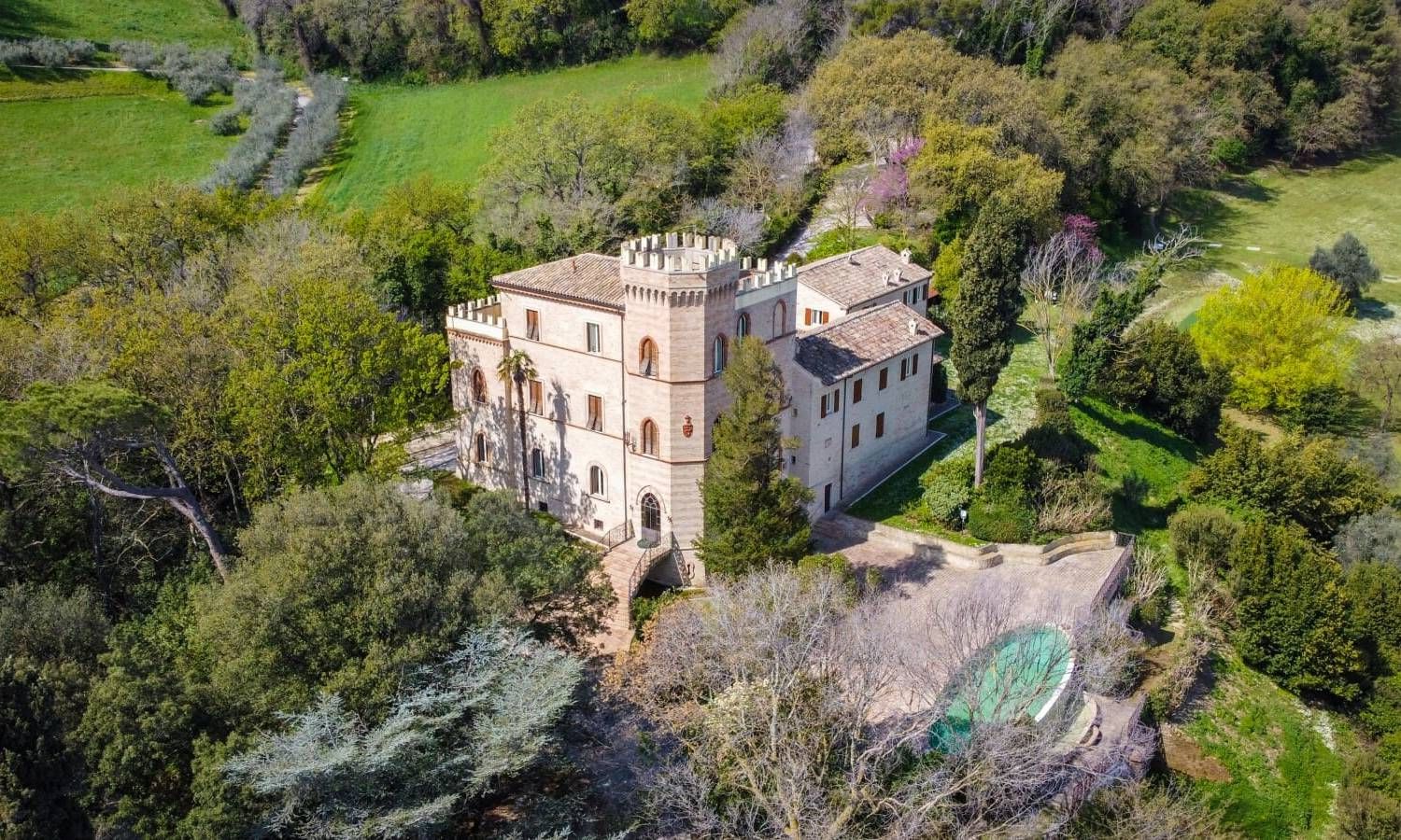 castello montegiove
