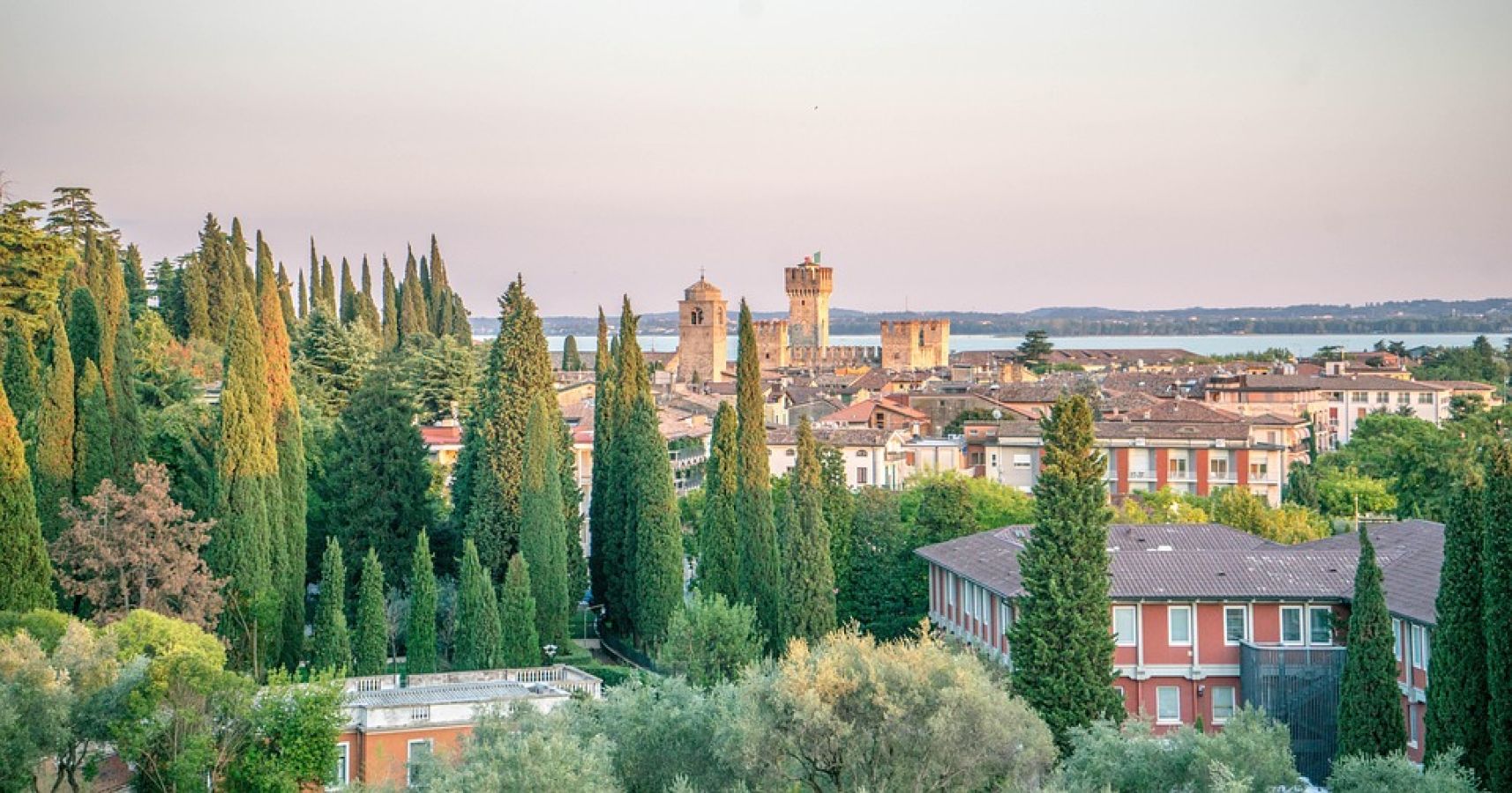lake-garda-948789_960_720