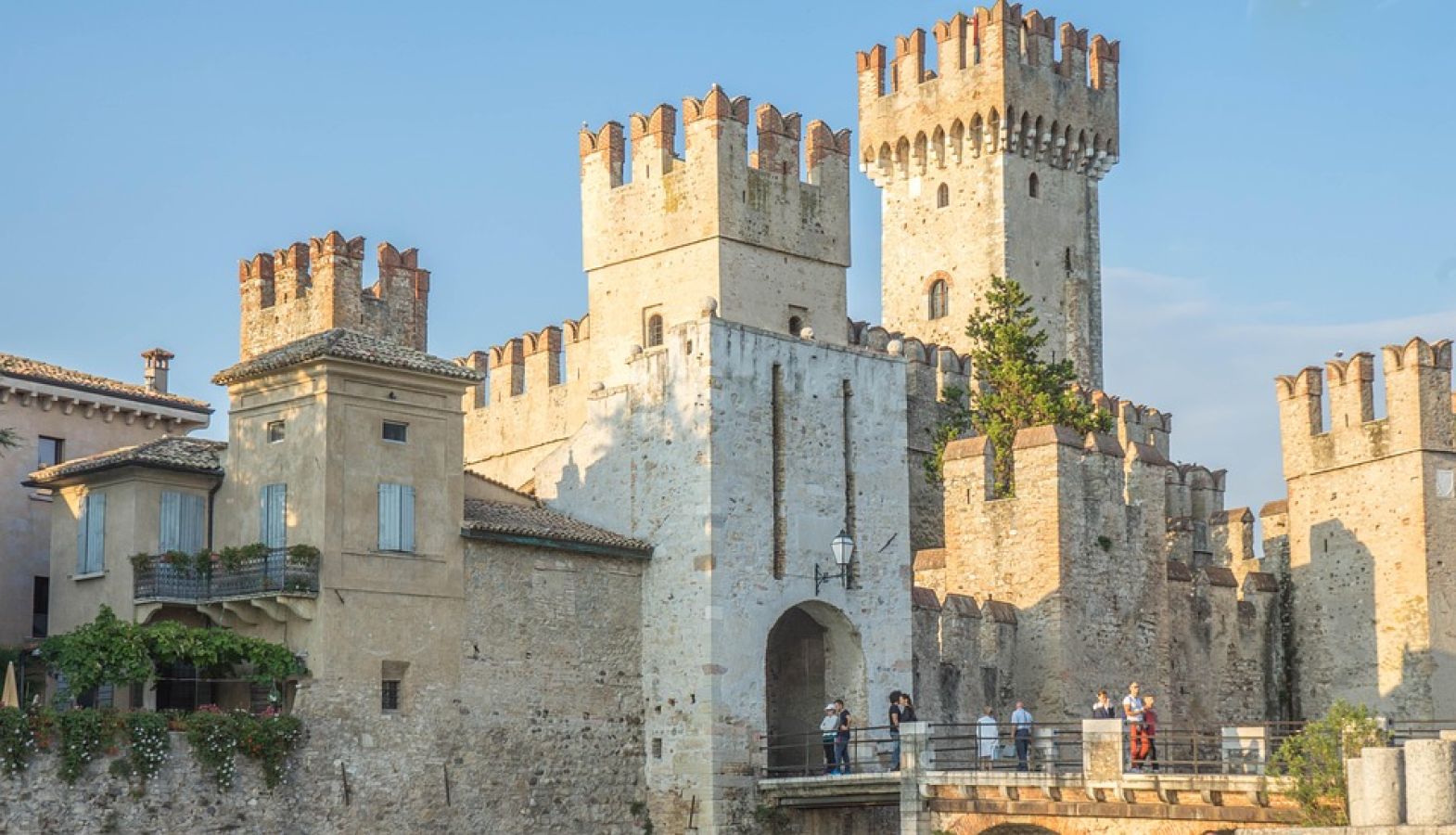 scaliger-castle-959174_960_720