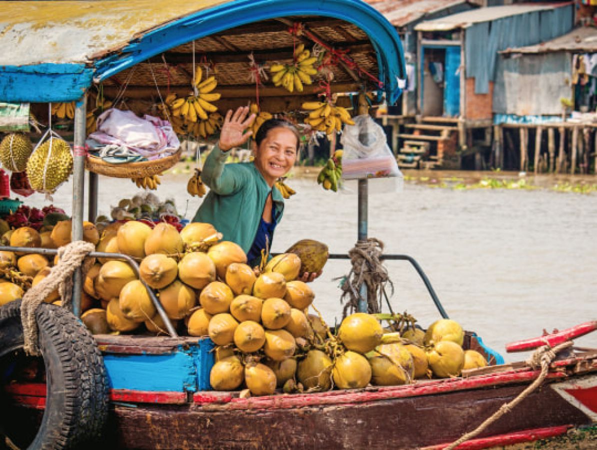 3ca-ss_mercato_galleggiante_delta_del_mekong_2003367503_ikxim8