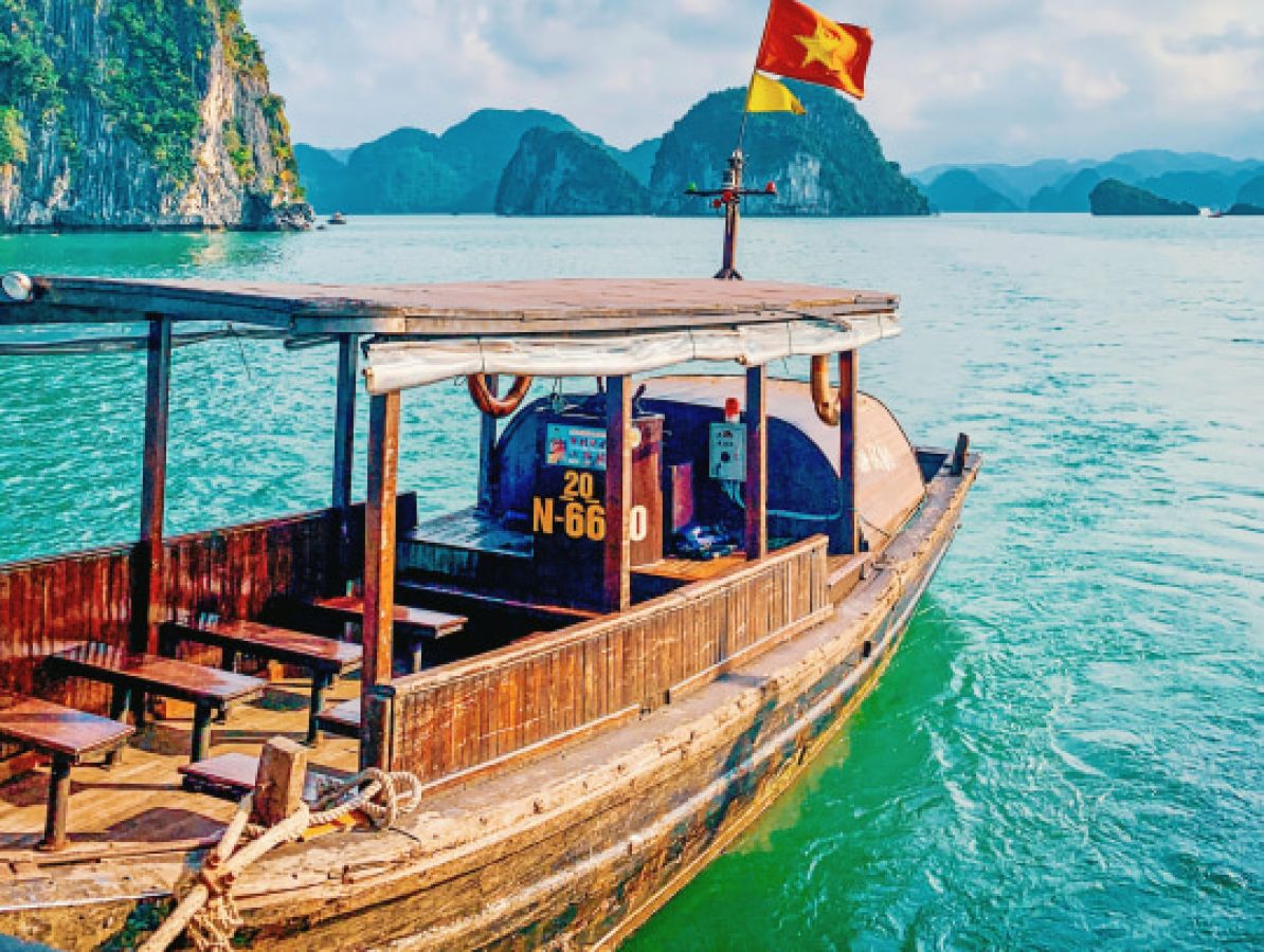 12cb-un_vinh_halong_z9o6ta