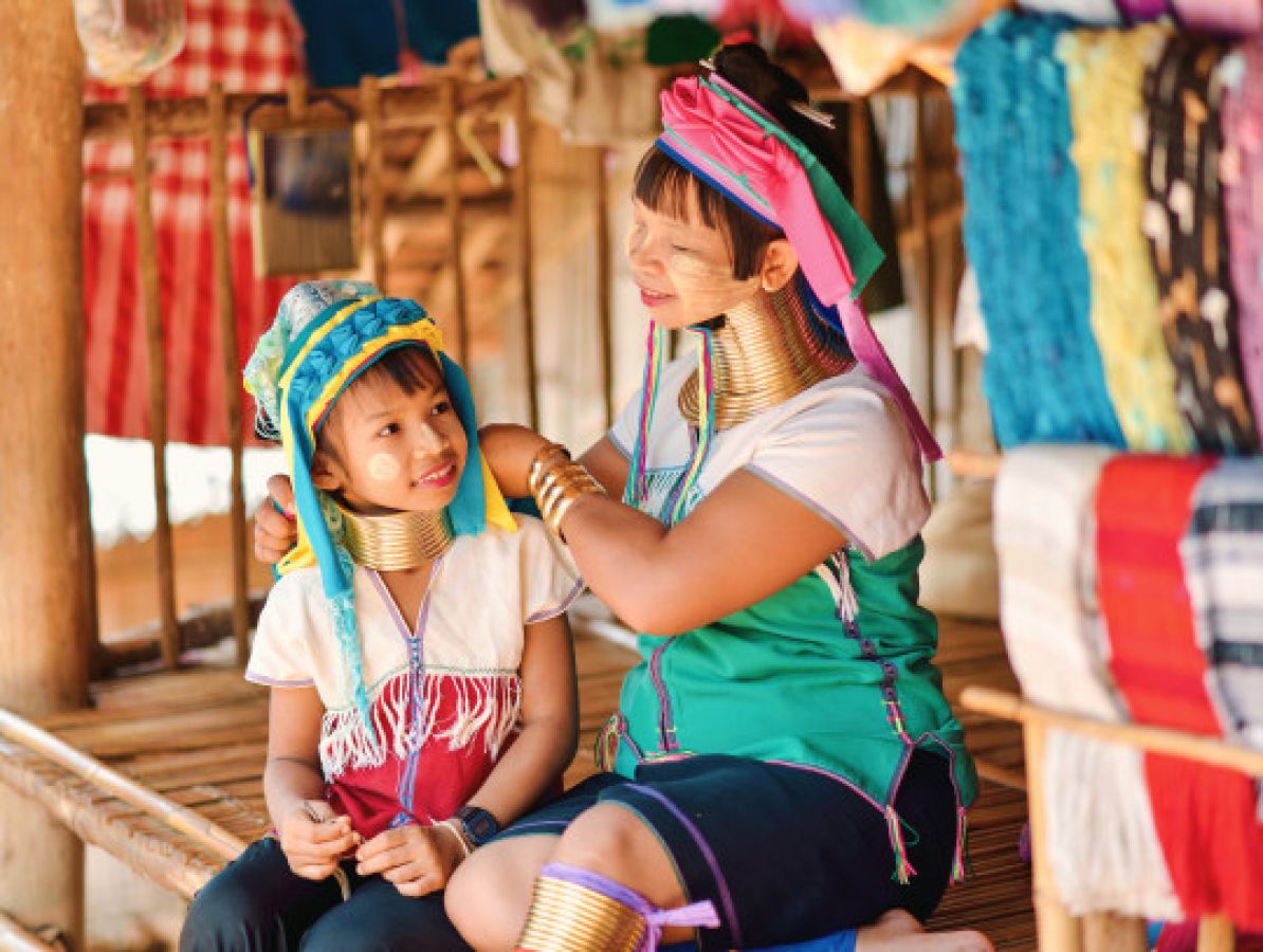 6cb-ss_locals_del_popolo_karen_666078127_ymz5ei