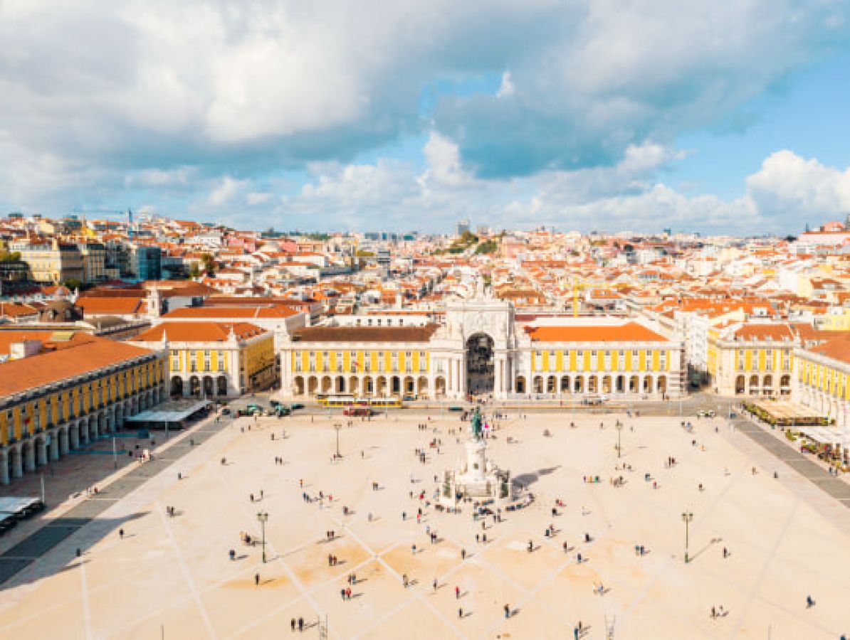 9cb_ss-lisbona-piazza_del_commercio_1272956509_sfmwqt