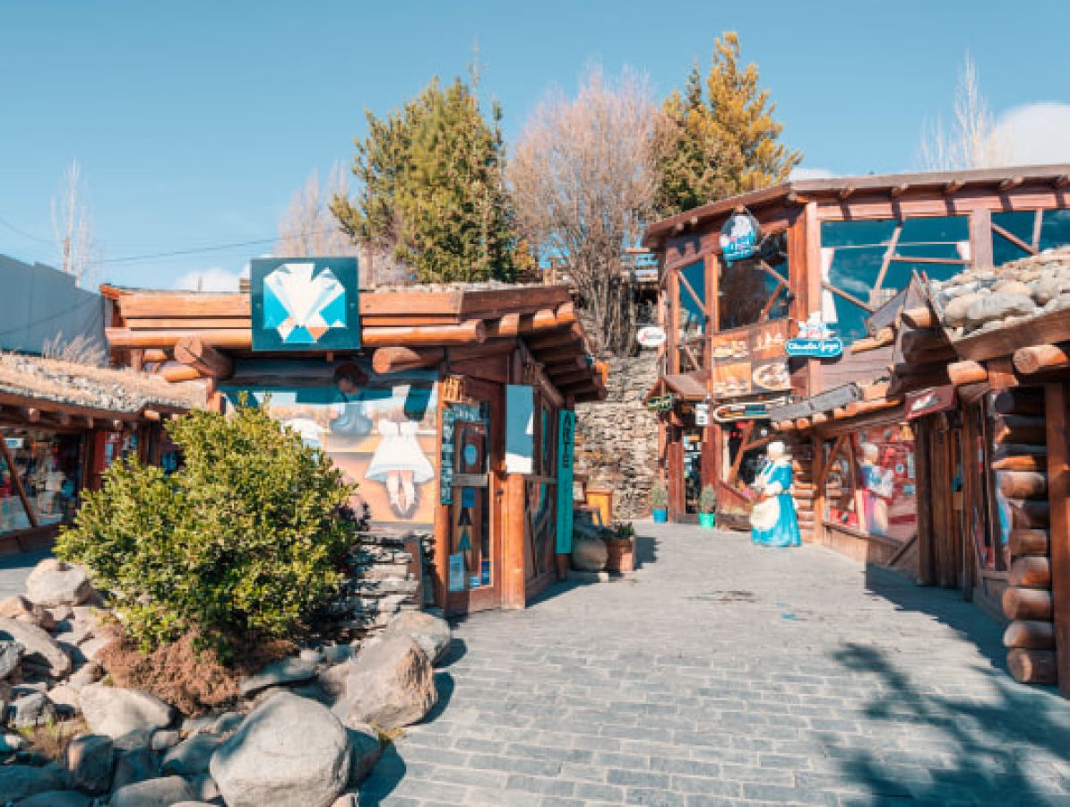 7cb_ss_el_calafate_botteghe_artigiane_511502986_zabvgh