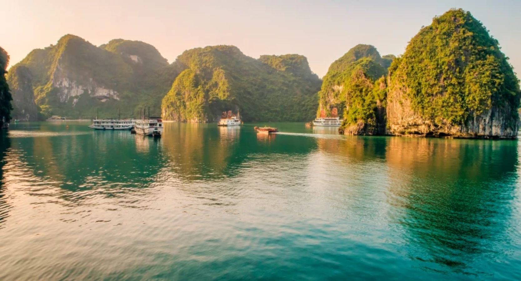 11ea_ss_baia_halong_2230603251_kp8z9j