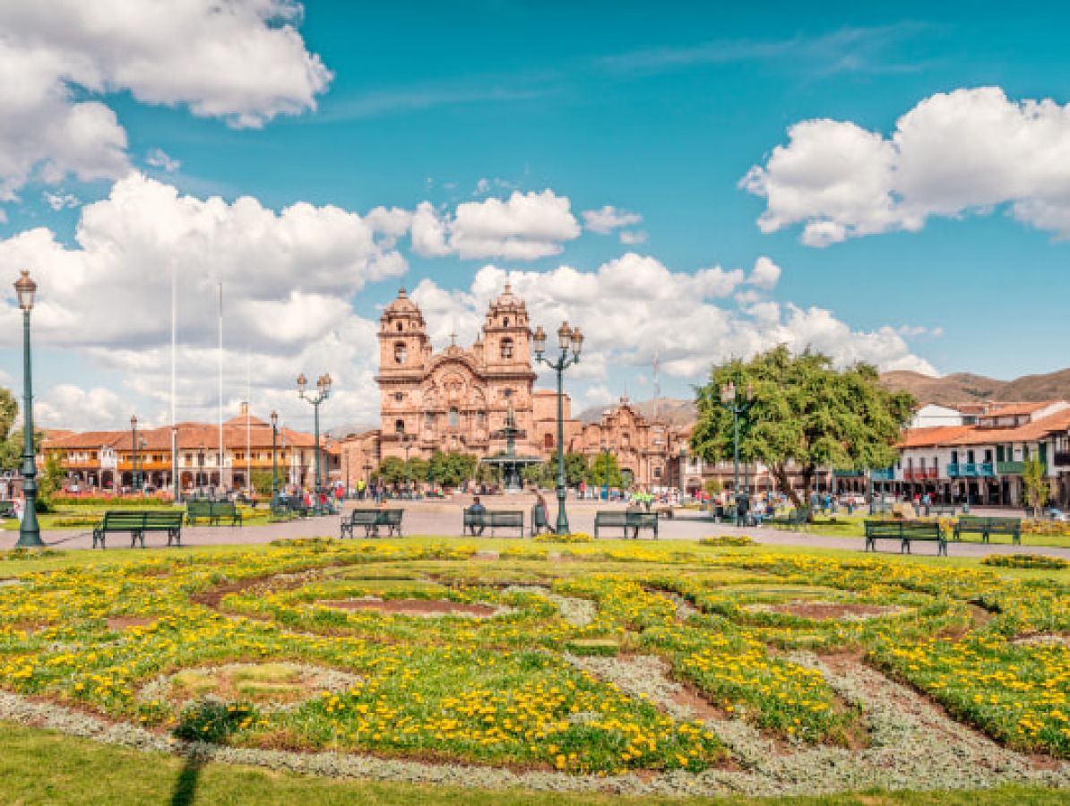 01-ss_cuzco-plaza-de-arma_1473979676_ez4kxc
