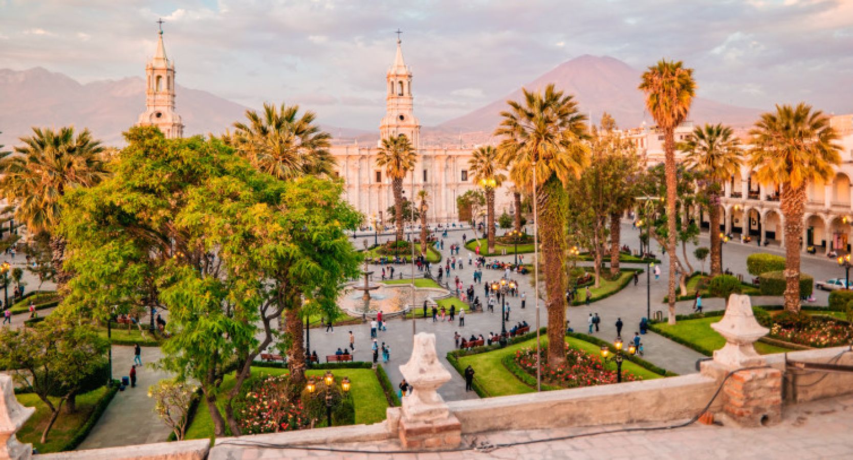 4ba_ss_arequipa_piazzza_principale_2107945409_e8bggp