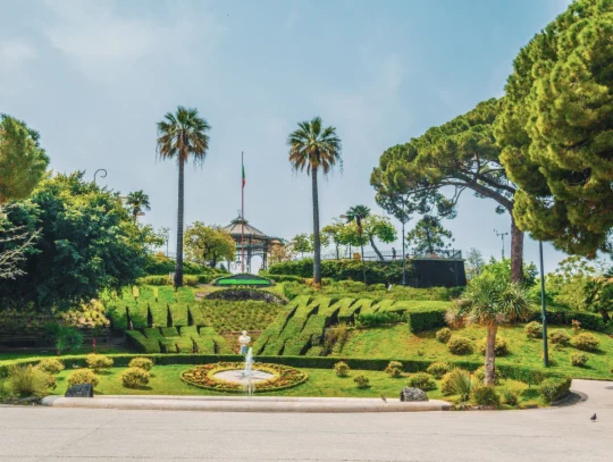 1cb_gy_parco_giardino_bellini_catania_1139008196_s9njeq