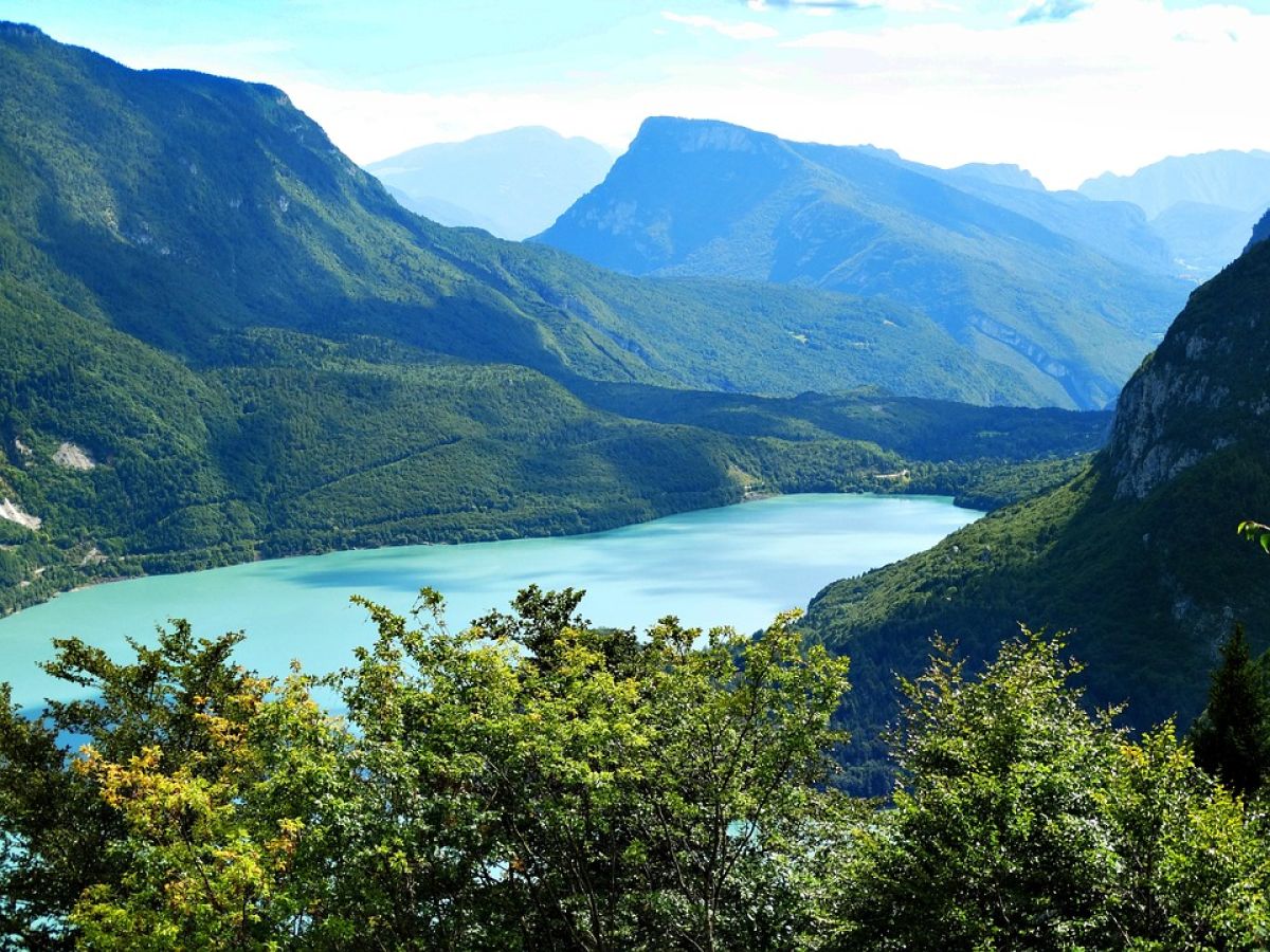 lake-molveno-2132905_960_720