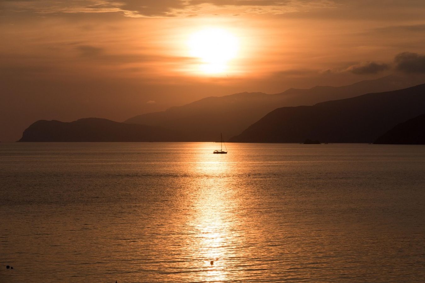 sunset-3217258_960_720