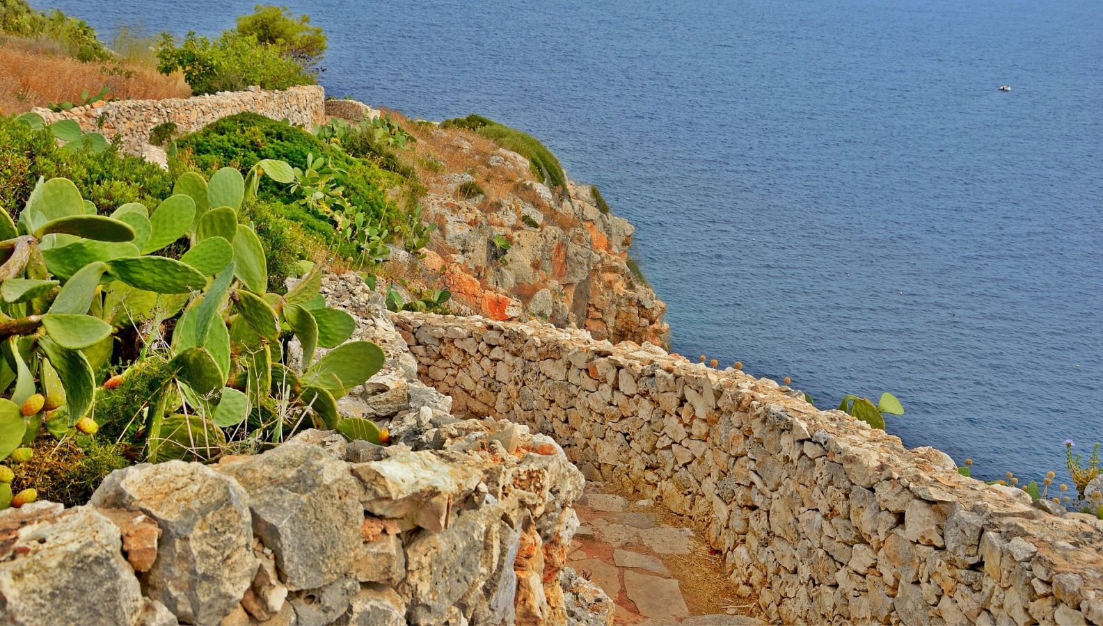 vala-blue-salento-1814495_1920