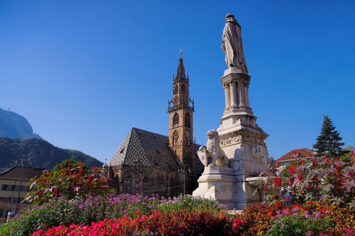 58287347_xxl duomo di bolzano, trentino-alto adige