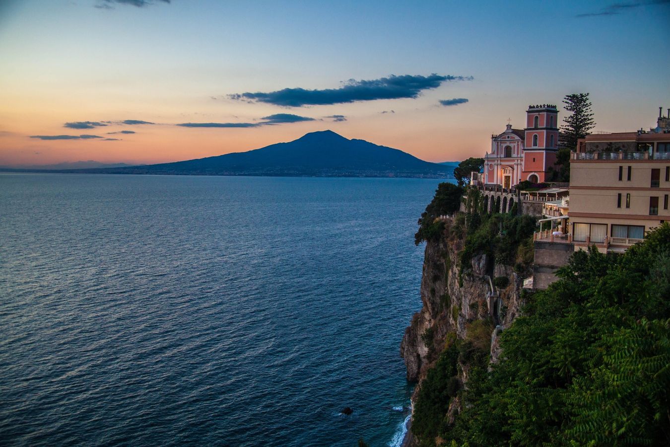 denisasterbova-amalfi-coast-3010399_1920