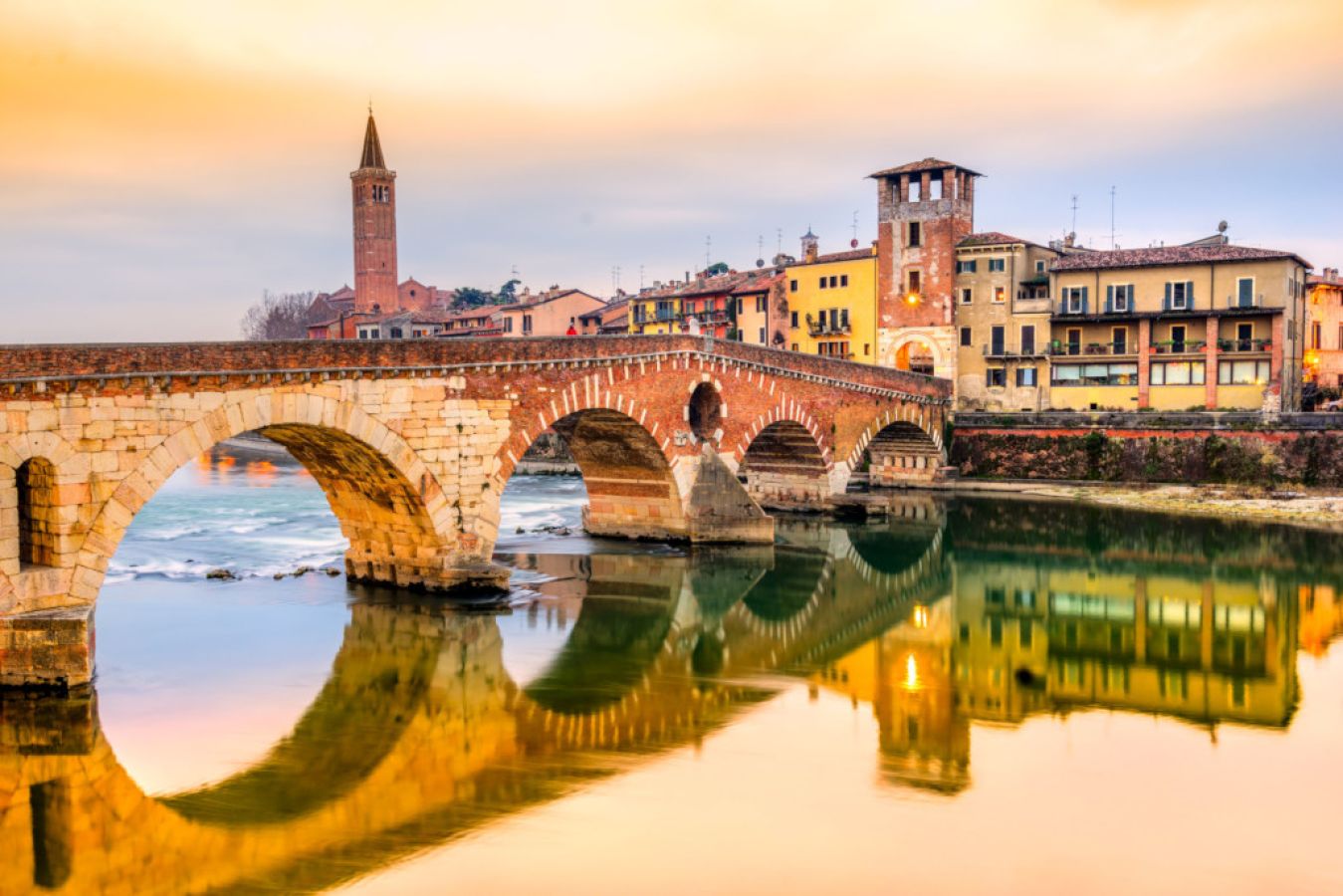 Ponte di Pietra sull'Adige